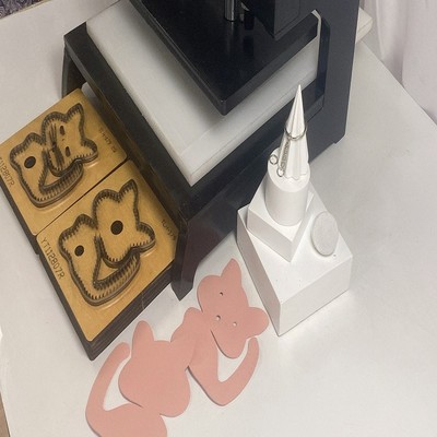 超萌激光刀模DIY 親手打造可愛小貓掛件！